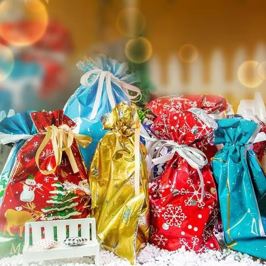 đDrawstring Christmas Gift Bags